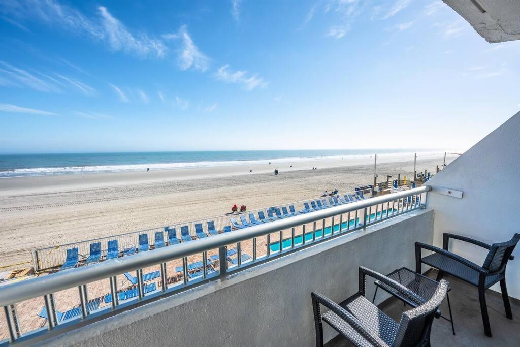 New Ocean Annie'S Oceanview Studio Heated Pools! شاطئ ميرتل المظهر الخارجي الصورة